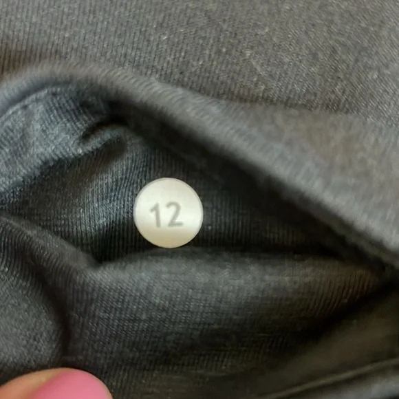 Lululemon wunder under crop velvet bow leggings size 12 - Picture 7 of 7